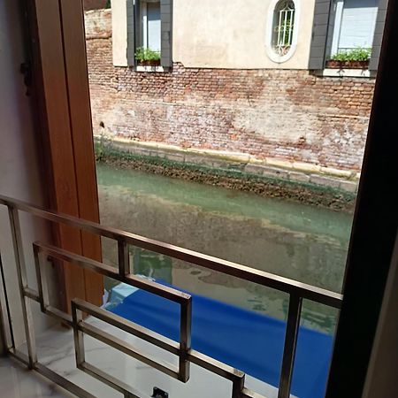 Ca Lucia Canal View Venezia Esterno foto